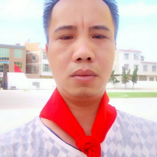 留守男人的第一张照片--广南闪婚服务中心